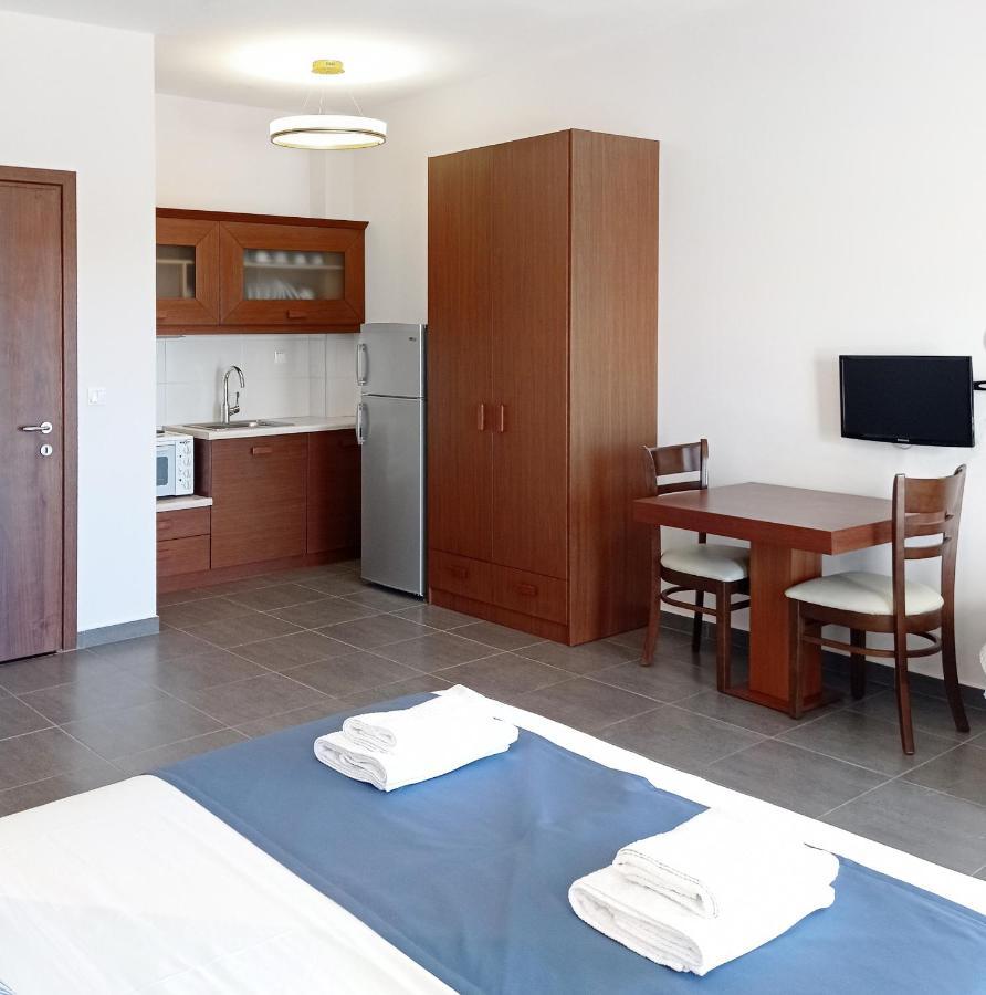Long Beach Resort Ierápetra Екстериор снимка