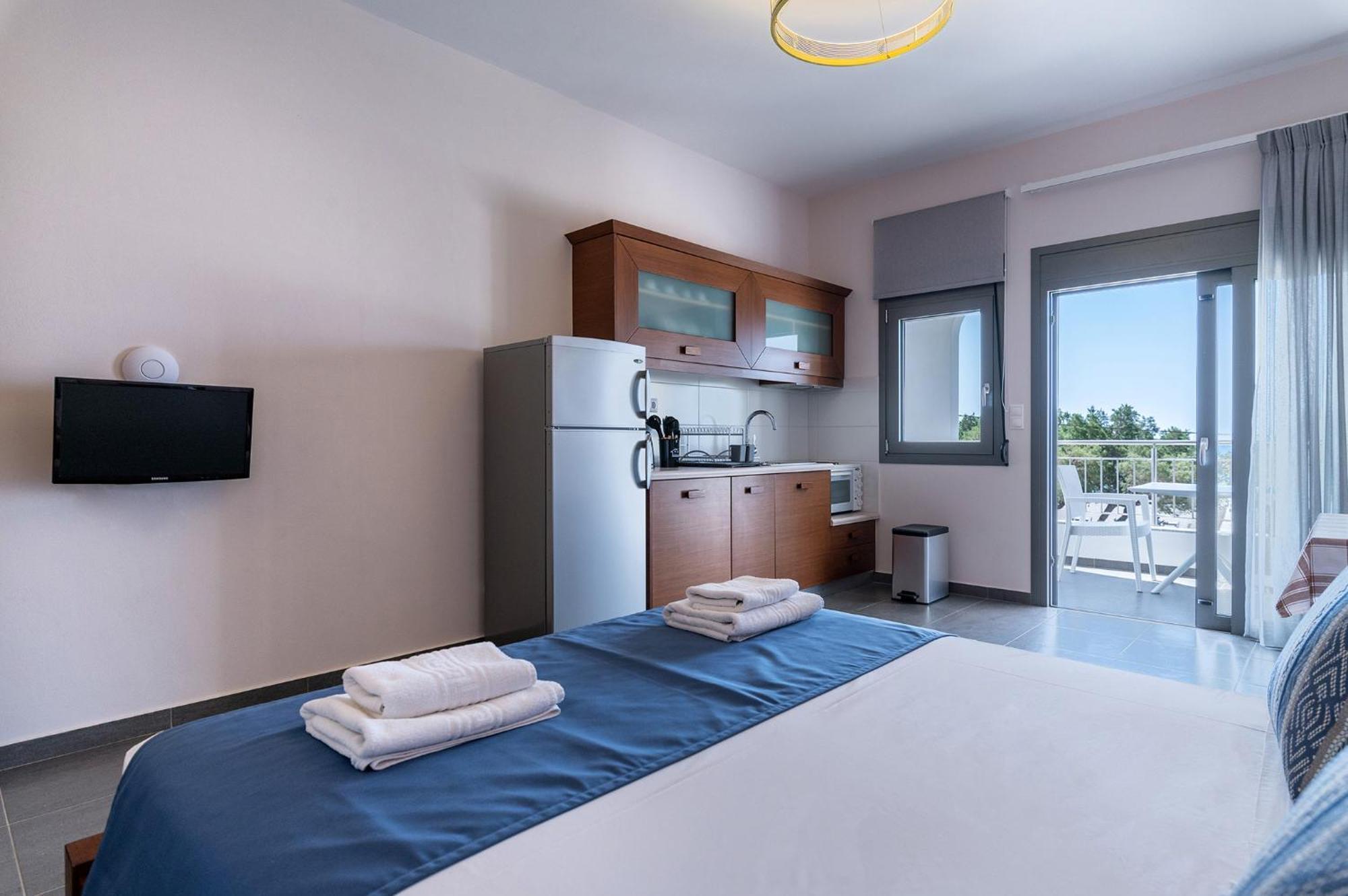 Long Beach Resort Ierápetra Екстериор снимка