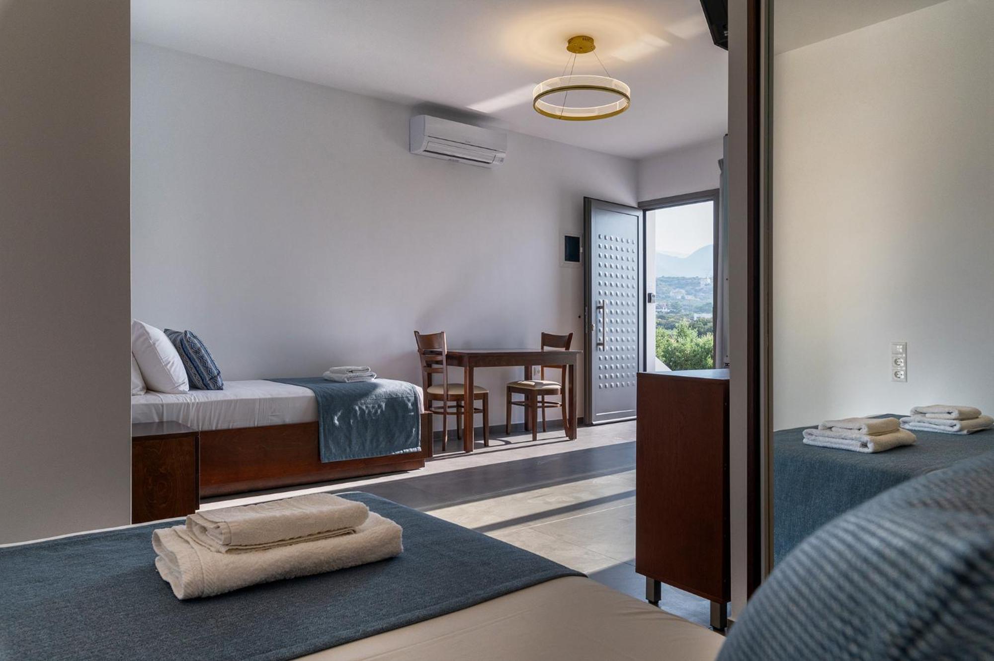 Long Beach Resort Ierápetra Екстериор снимка