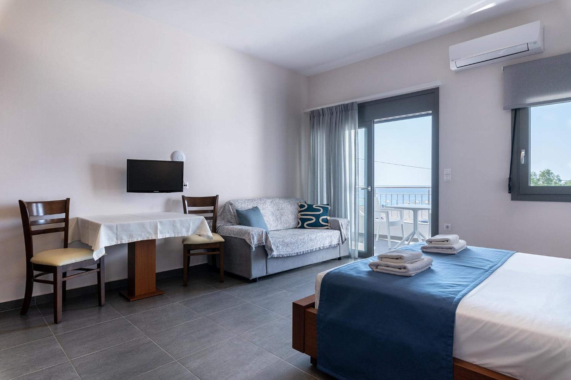 Long Beach Resort Ierápetra Екстериор снимка