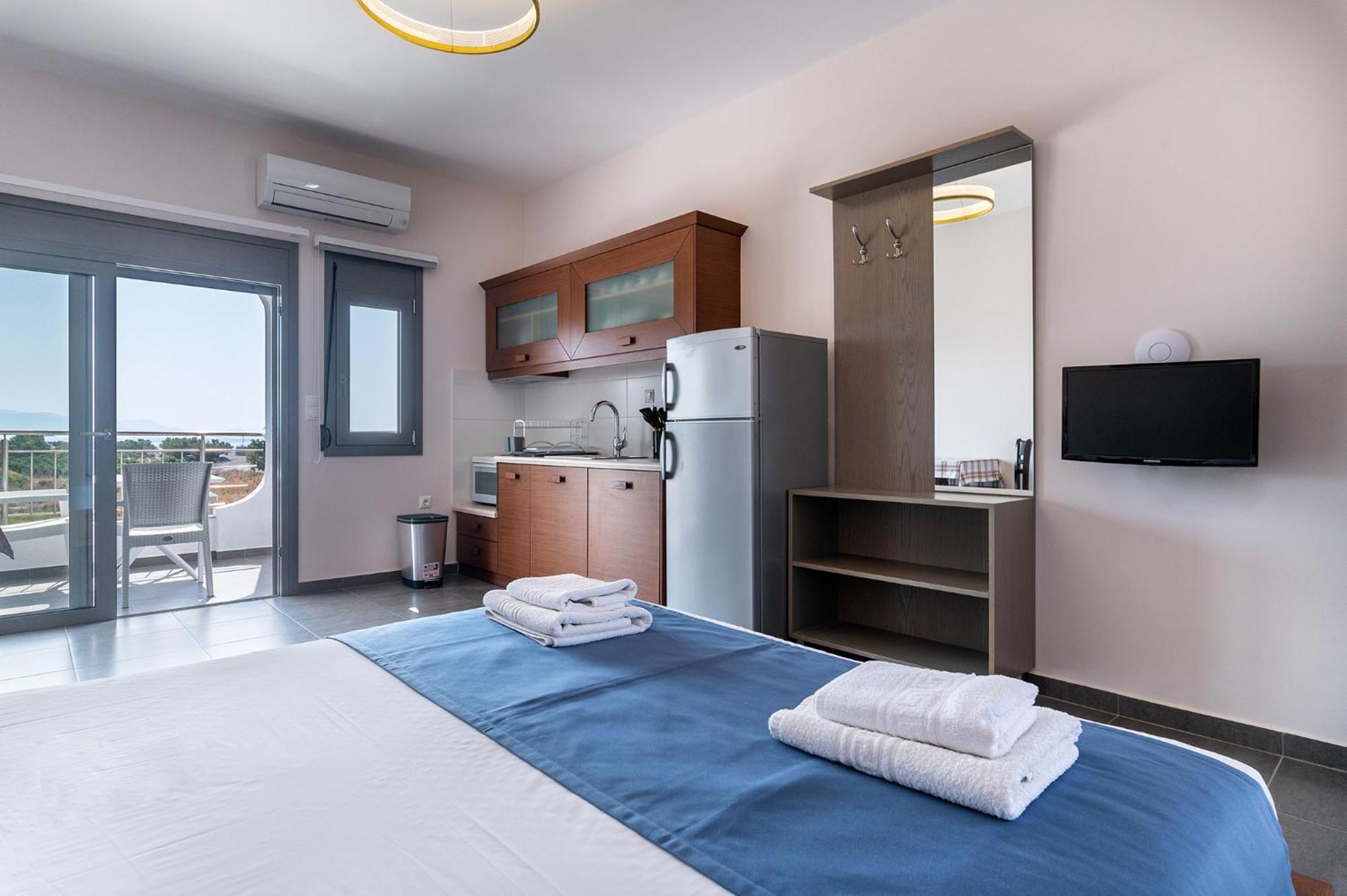 Long Beach Resort Ierápetra Екстериор снимка